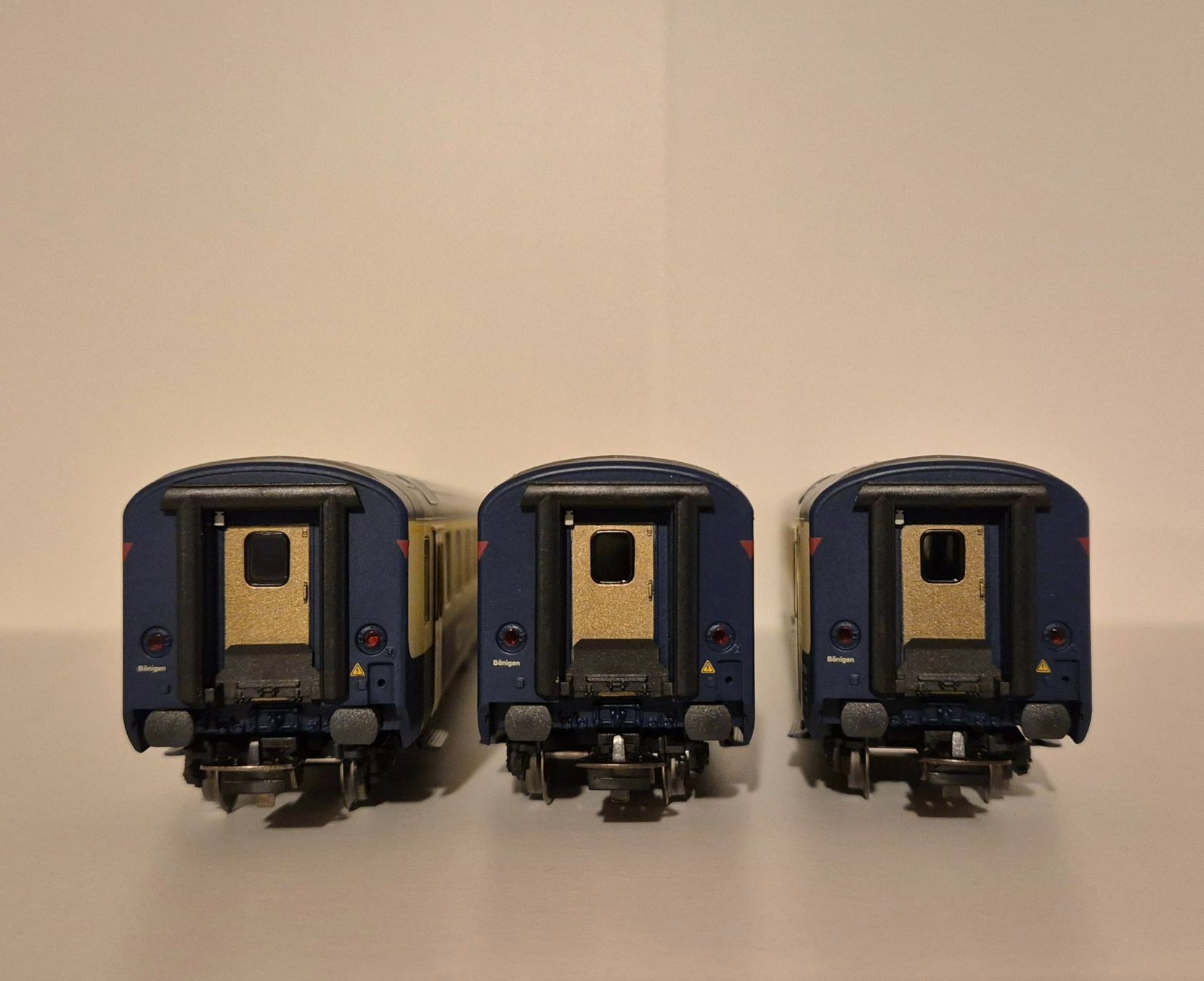 Piko Modelleisenbahnen: Piko 3er Set BLS EW I – Neu (gemäss Beschreibung) aus Wittenwil von ced_q8j7 5