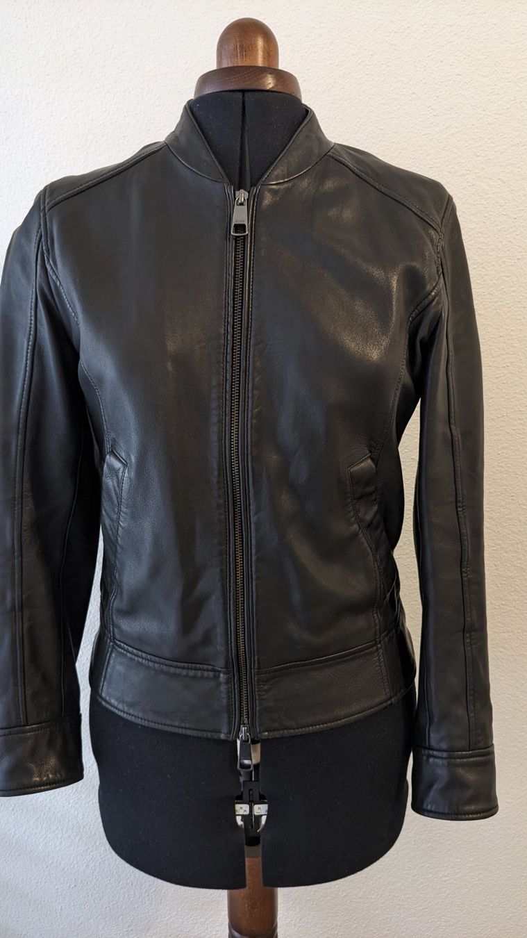 Hugo Boss Giacche: Boss Lederjacke (Echtes Lammleder) – Usato da Untersiggenthal venduto da unasinni