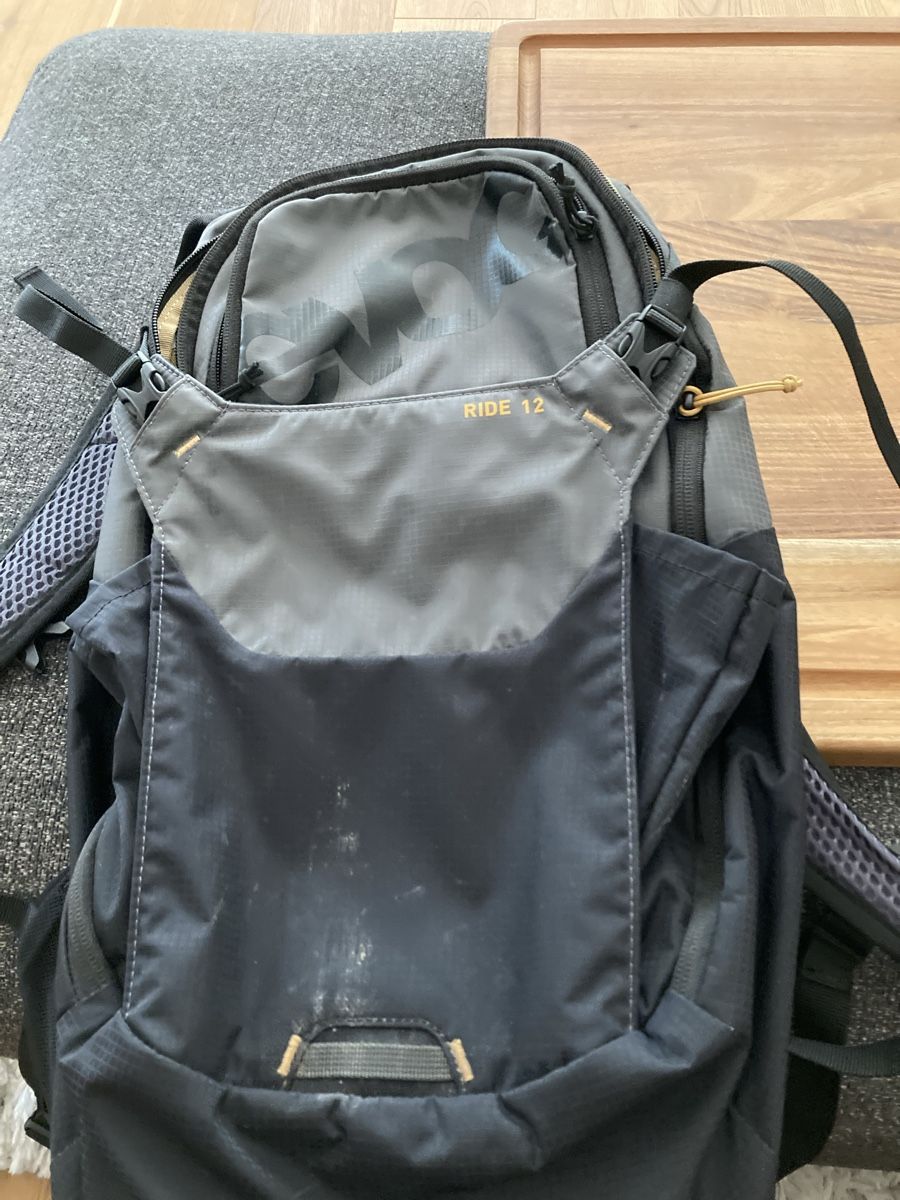 Evoc Sacs à dos: Evoc Ride 12 Bikerucksack – D'occasion à Lyss par Wylerbaer