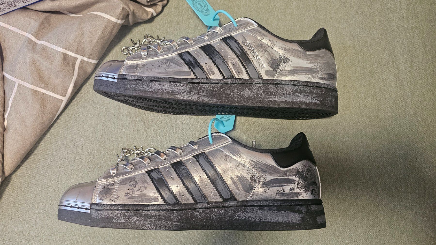 Adidas Herrenschuhe: Adidas Superstar neuve – Neu und originalverpackt aus St-Prex von sebgav 2