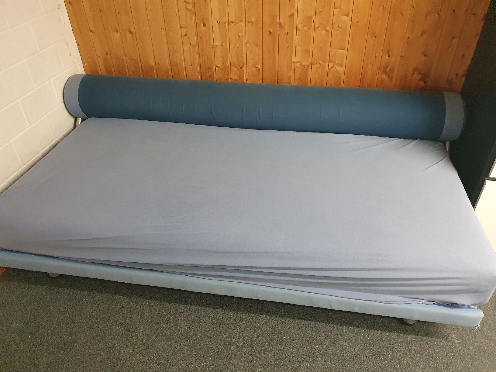 Sofas: Sofabett, Bettsofa – D'occasion à Büttikon AG par jd.grobler 4