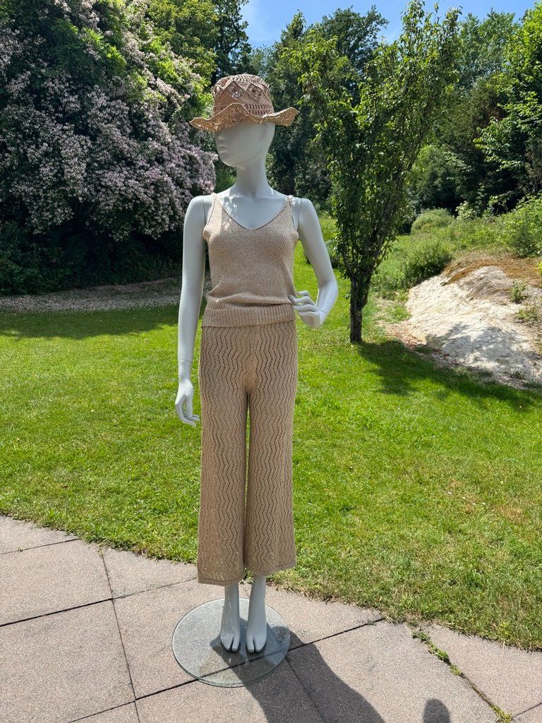Lotti di vestiti: goldenes Dreierset – Usato da meggen venduto da Njamiro 2