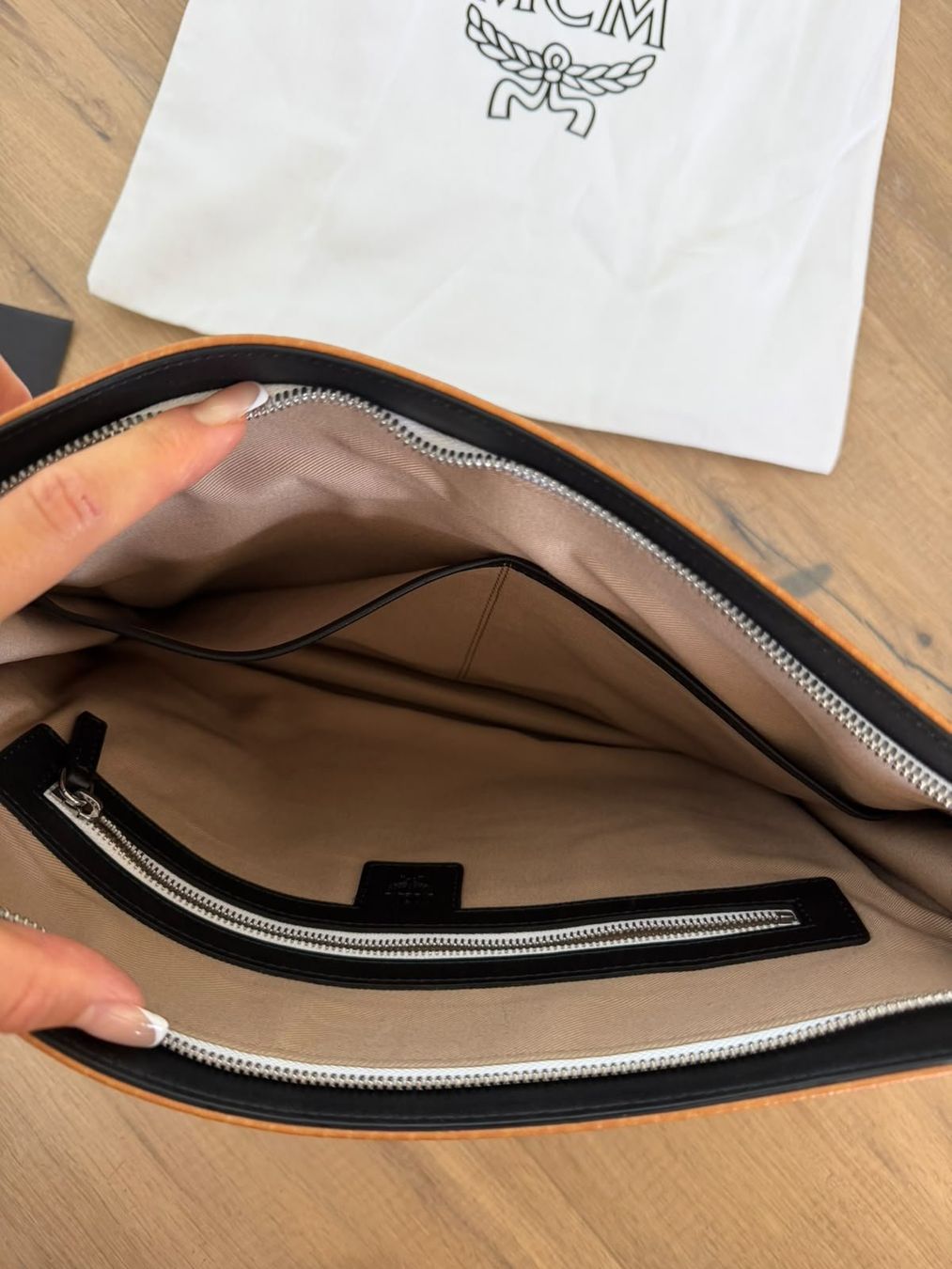 Mcm Taschen: Neu Original MCM Pouch – Neu (gemäss Beschreibung) aus Wangen SZ von Rol_20 2