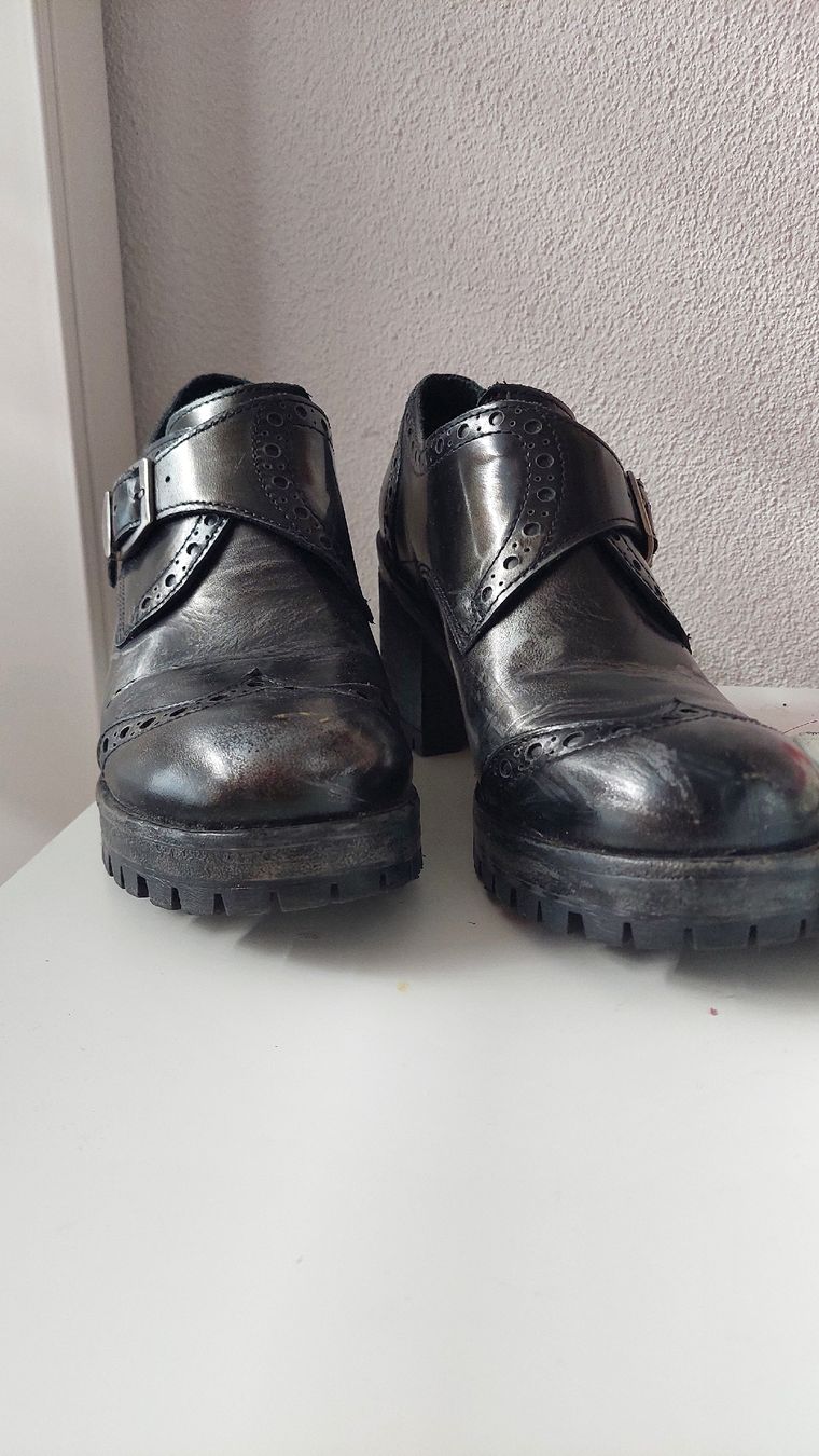 Scarpe da donna: Absatz Schuhe Oxford Style – Usato da Luzern venduto da Sissouuu 1