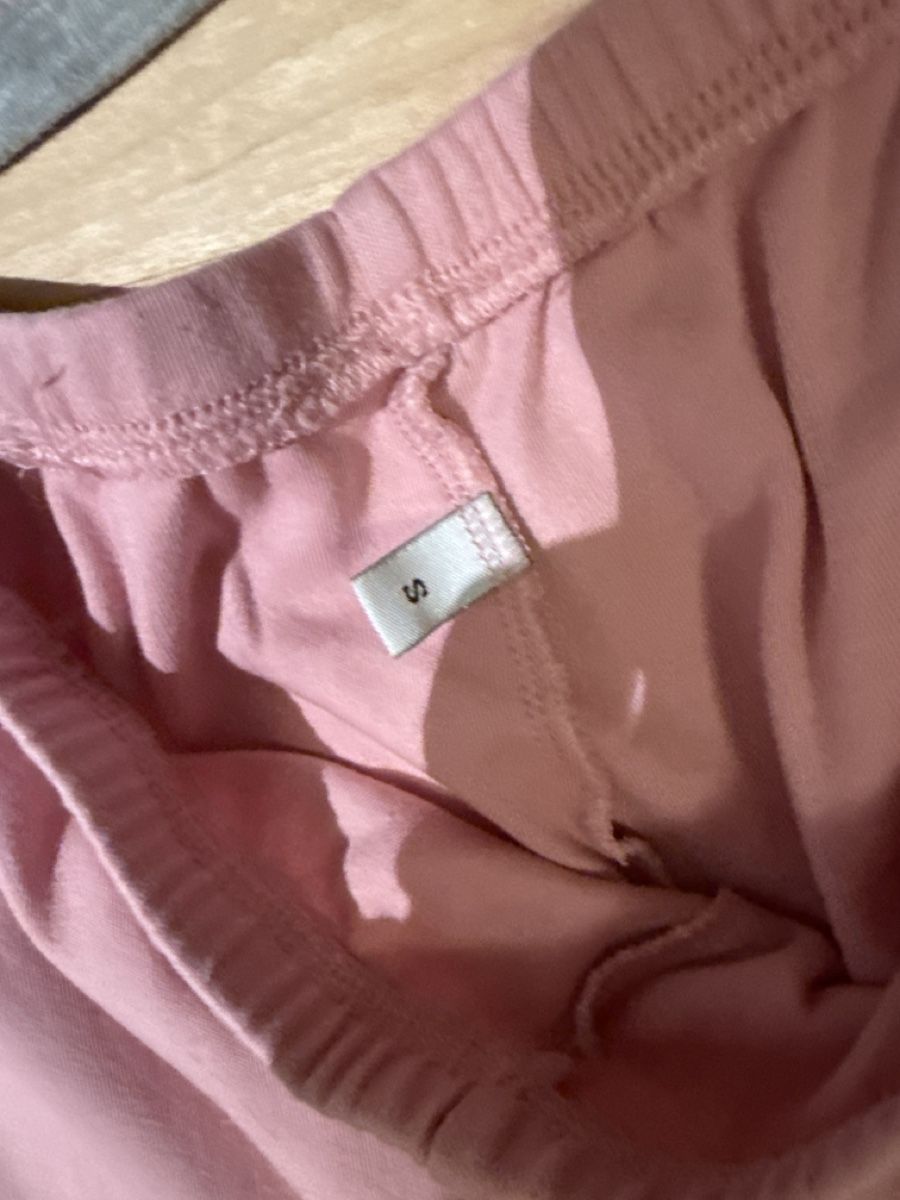 Tezenis Negligees & Pyjamas: Pyjama lang Tezenis grau/rosa Grösse S – Gebraucht aus Eich von jasmingrueter 2