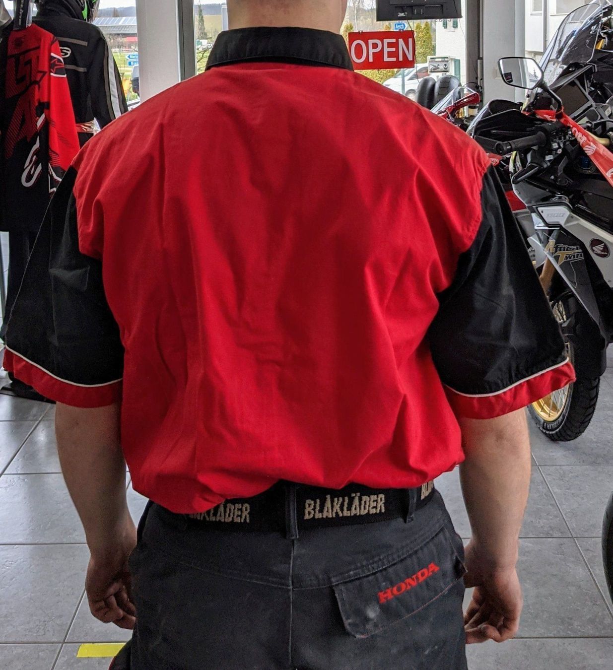 Hemden: Honda Racing Hemd Gr. M – Gebraucht aus Bättwil von paul74 1