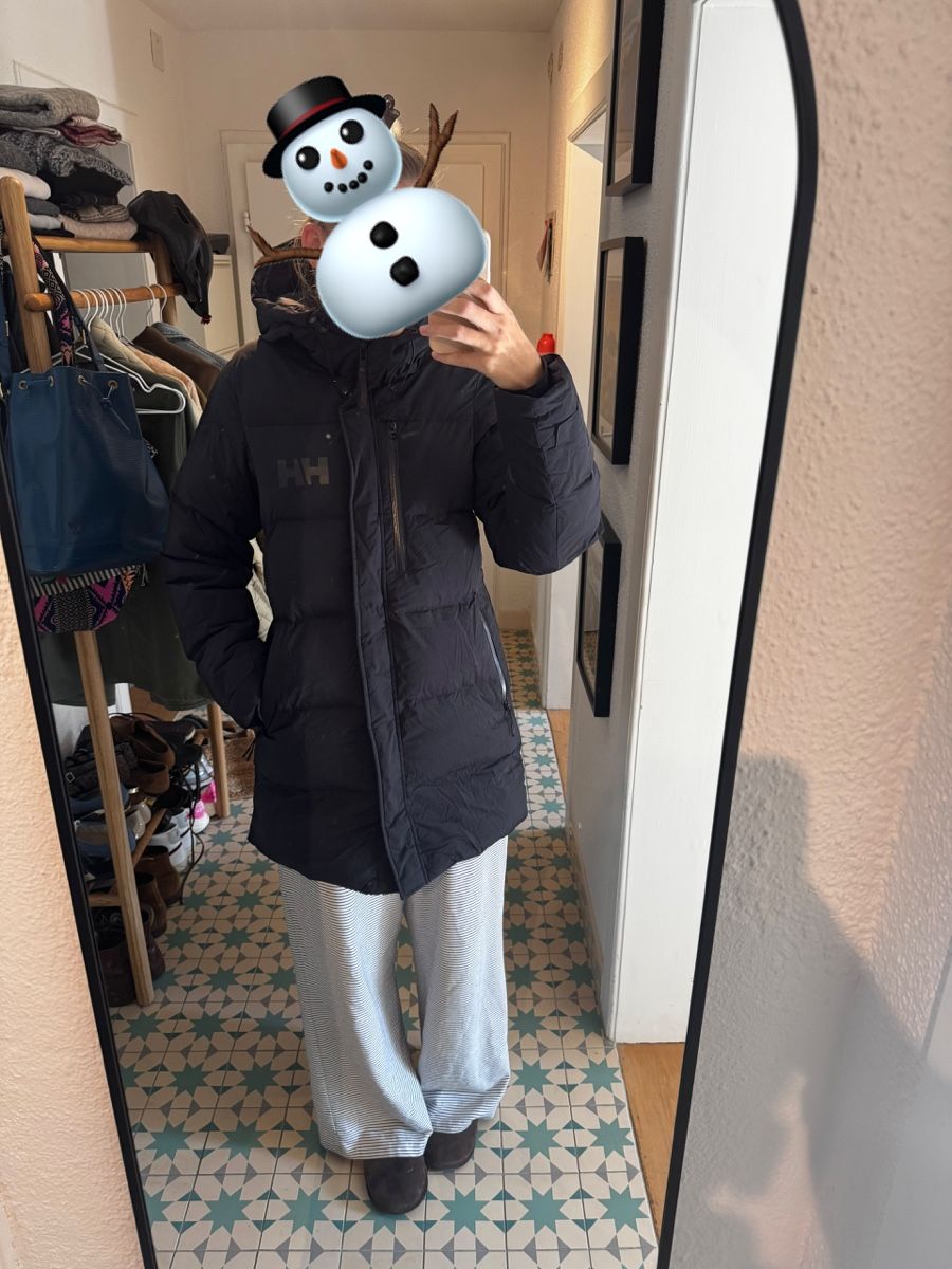 Helly Hansen Mäntel: Winterjacke Helly Hansen – Neu (gemäss Beschreibung) aus Zürich von ann_9vgv