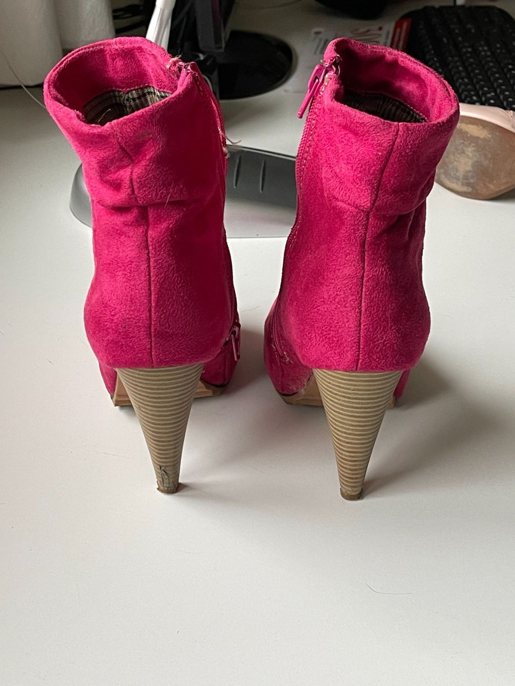 Gilets & Westen: Gilet – Gebraucht aus Stallikon von nirakhtugarev 5