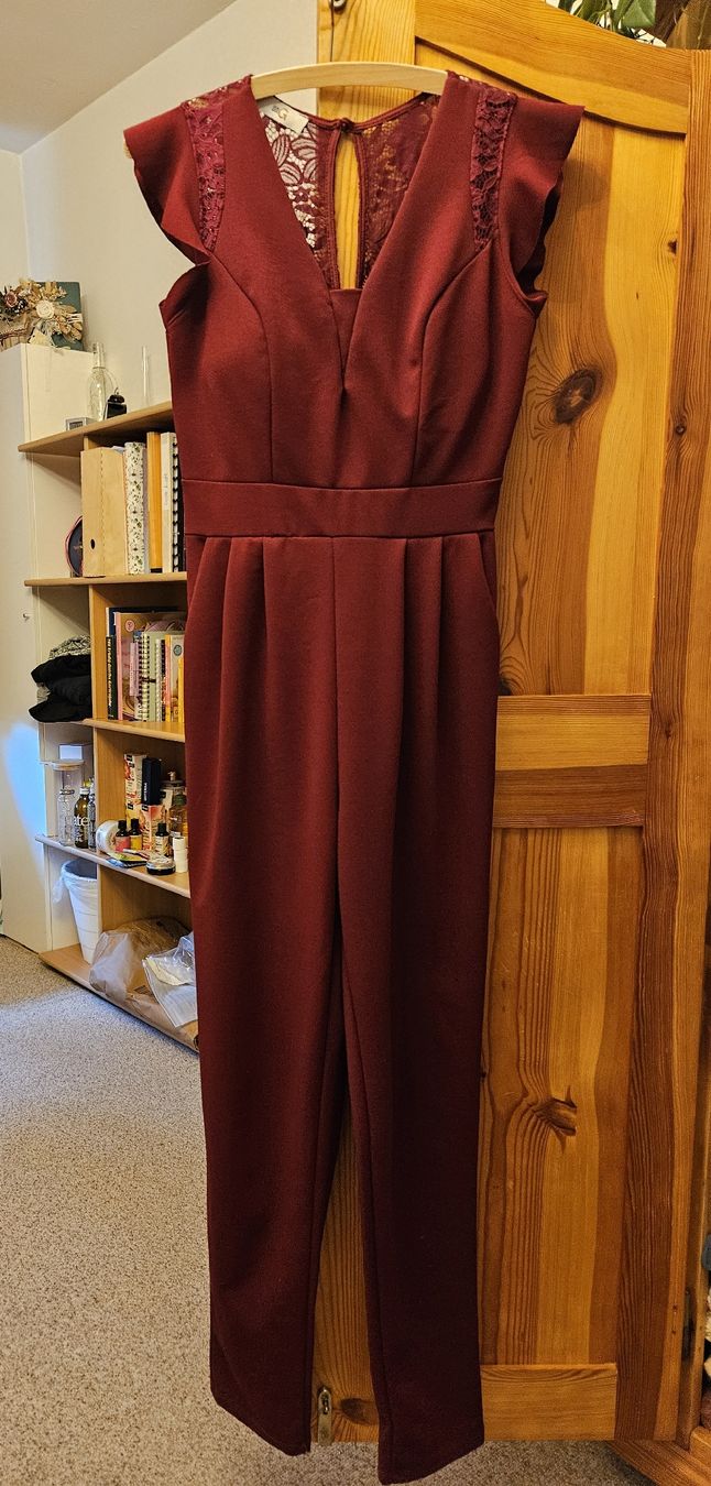 Wal G. Jumpsuits: Jump suite lang bordeaux rot – Gebraucht aus Kriegstetten von mbm_65qv 2