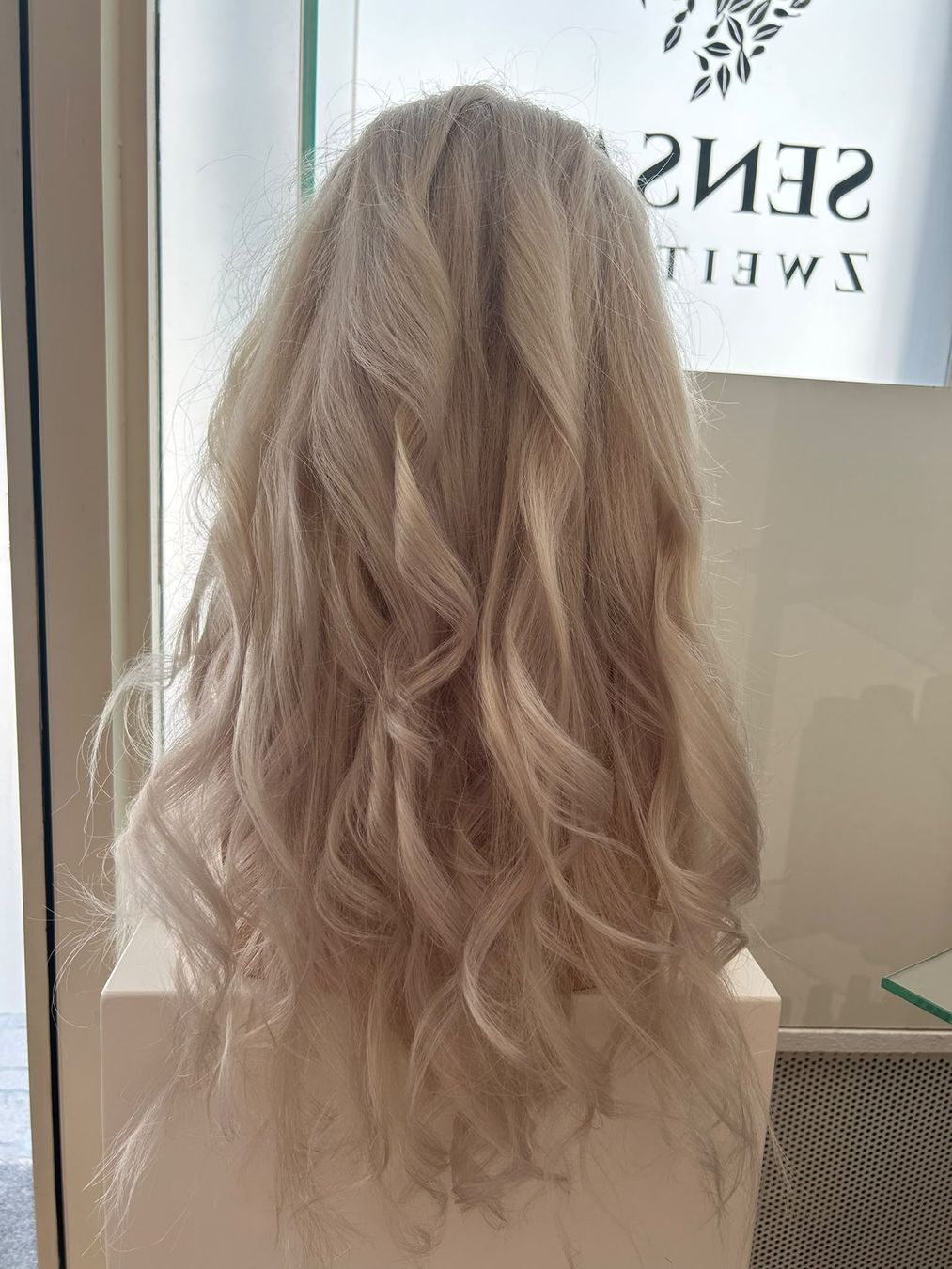 Parrucche: Perücke blond lang Echthaar gute Qualit. – Nuovo (secondo la descrizione) da Rorschach venduto da jana_94s 3
