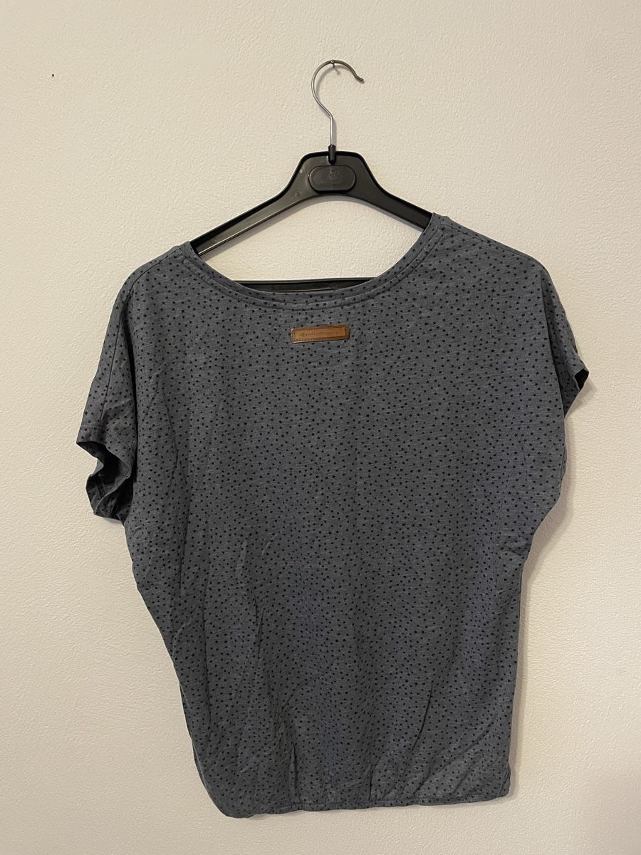 Lotti di vestiti: 5 T-Shirts Gr. S, – Usato da Chur venduto da Tsambiko 7