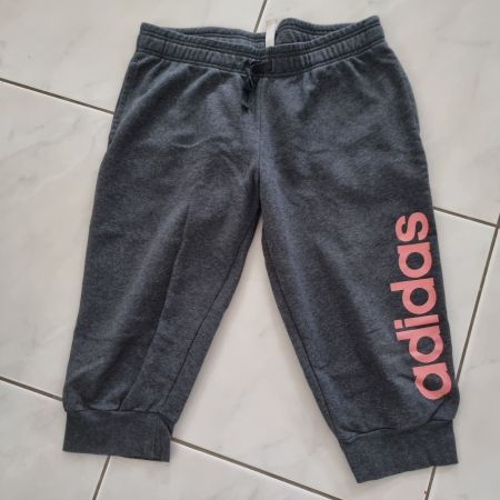 Tolle 3/4 Sweat-Hose von Adidas in der Gr. L