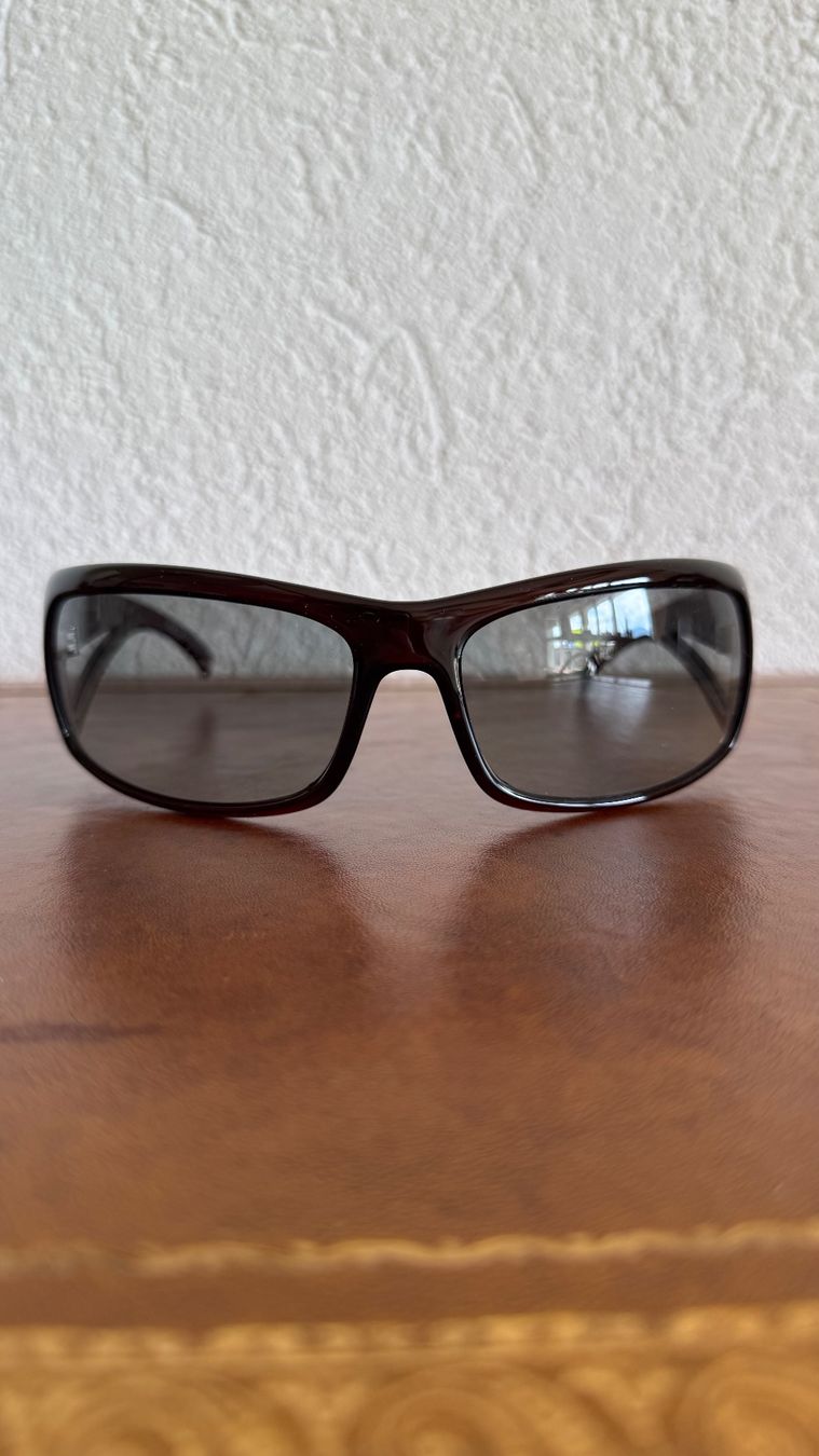 Prada Occhiali & Lenti: Lunettes de soleil Prada – Nuovo e nell'imballaggio originale da Bulle venduto da Math2601