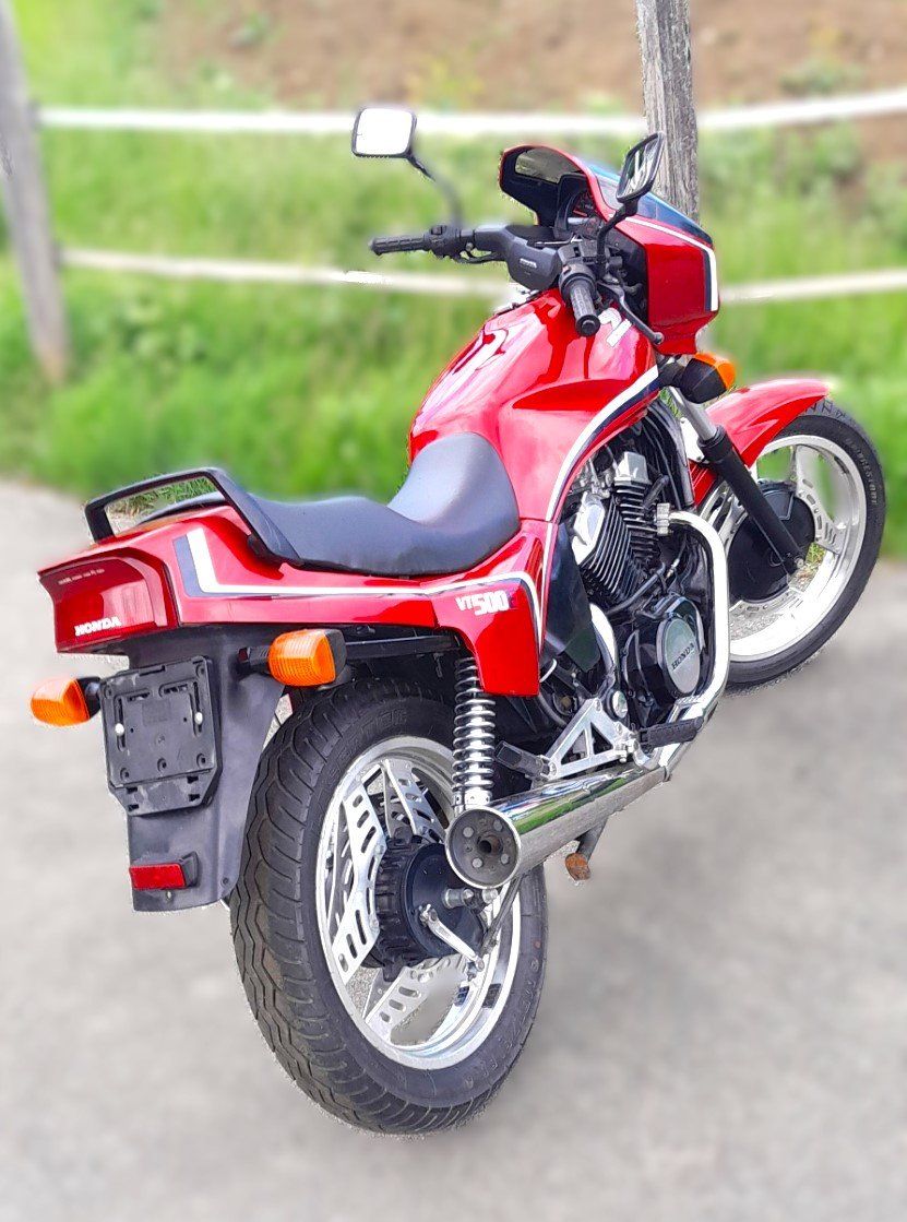 Honda Strasse: Honda VT 500 E – Gebraucht aus Biel-Benken BL von  3