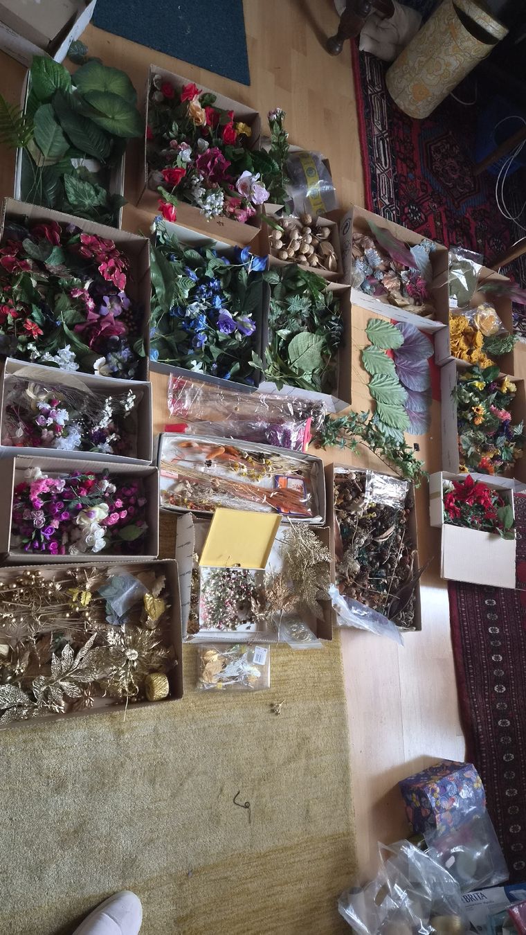 Kit bricolage: Kunstblumen Deko Diverses Riesensammlung  – Nuovo (secondo la descrizione) da Kölliken venduto da MissesBossTop1