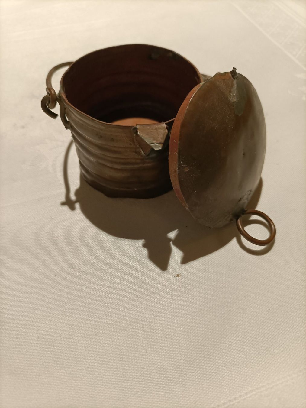 Alle Dekorationen: Altes Kupferdösschen – Gebraucht aus Interlaken von CEdeversorium