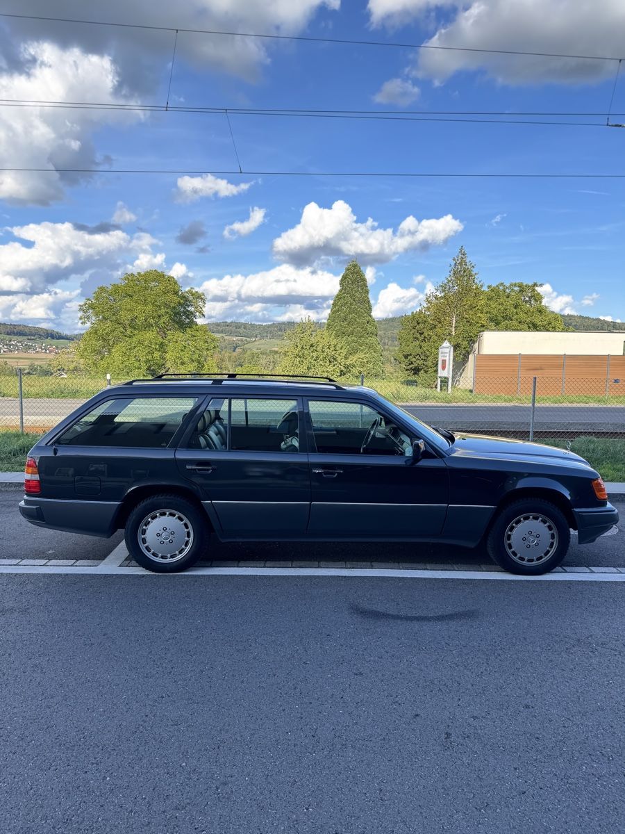 Mercedes-Benz Automobili: Mercedes E300 W124  – Usato da Fislisbach venduto da Besibesi8 1