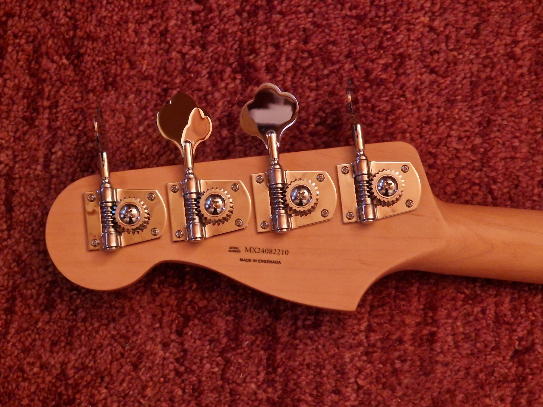 Fender Strumenti musicali: Fender Player II Precision Bass. – Usato da St-Saphorin-Lavaux venduto da Digit2 4
