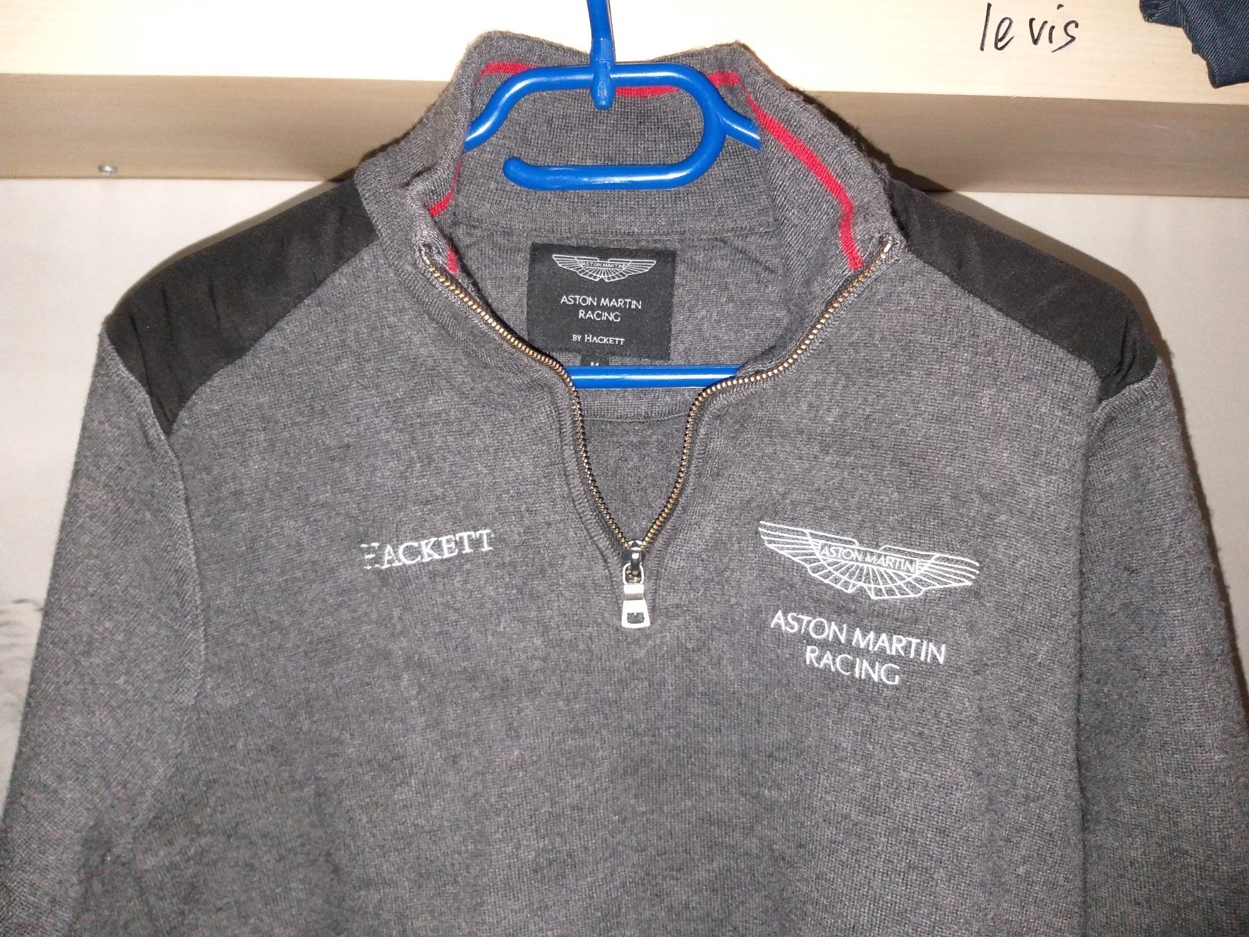 Pulls et sweat-shirts: ASTON MARTIN by HAKETT  Pullover Taille / Grosse M ( 8-10 ) – D'occasion à Cossonay-ville par Super-Price-Quality 1