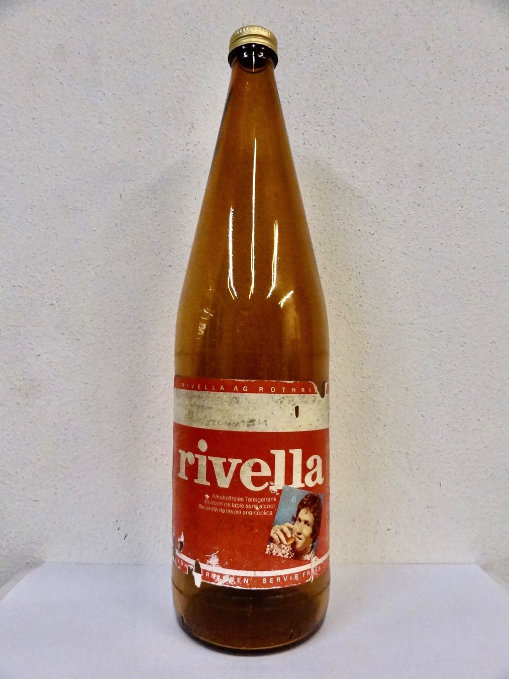 Altro in Stoviglie & Bicchieri: alte Flasche RIVELLA ROTHRIST 1973 – Usato da Kerzers venduto da Flaschenposten 1