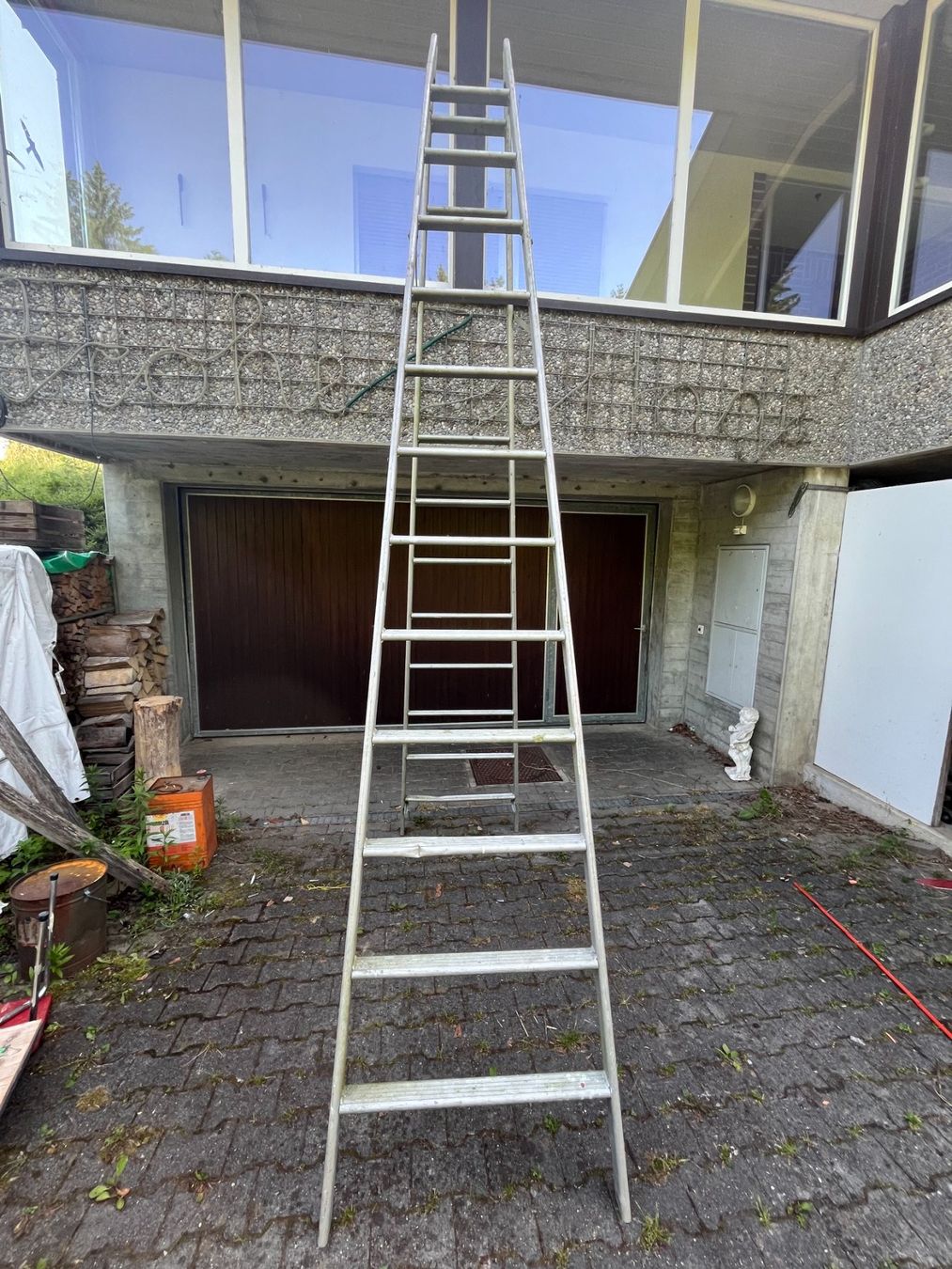 Scale: Alu Schiebeleiter ca. 3.6m hoch – Usato da Leuggern venduto da Yzerman2 1