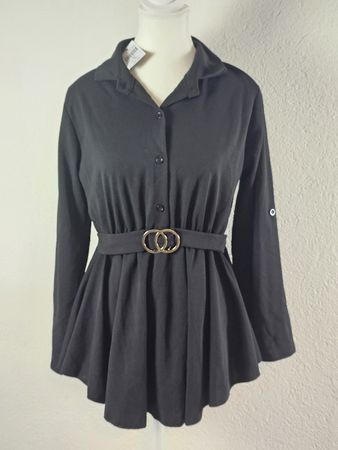 Chemisier noir avec ceinture taille M neuf