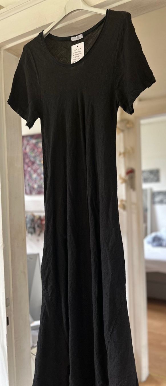 Robes: ROBE EN LIN!! M – Neuf avec emballage d'origine à Locarno par NicoNion 1