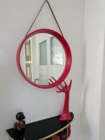 Vintage Spiegel rund rot Lederband 