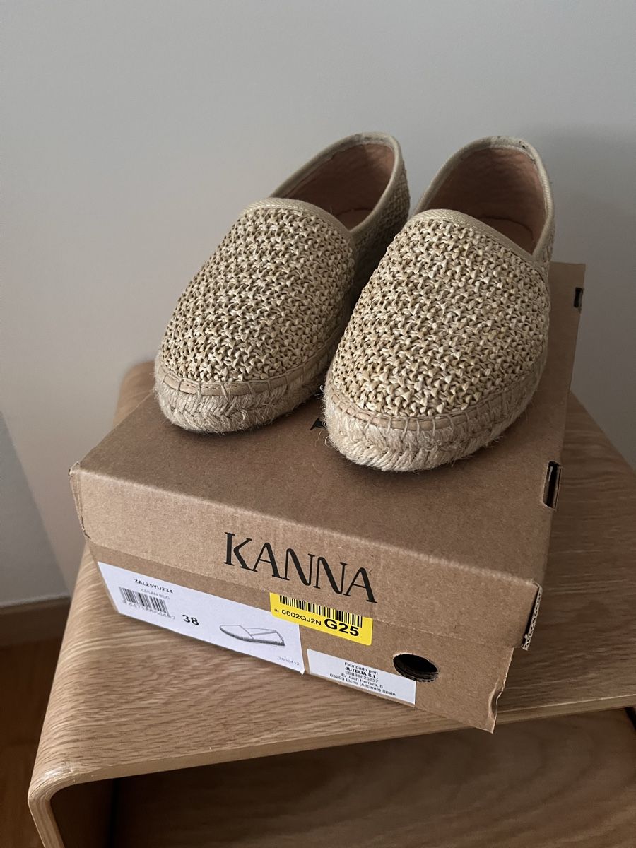 Scarpe da donna: Espadrille de la marque KANNA - pointure 38 – Nuovo e nell'imballaggio originale da Lausanne venduto da Cupcake.vanille