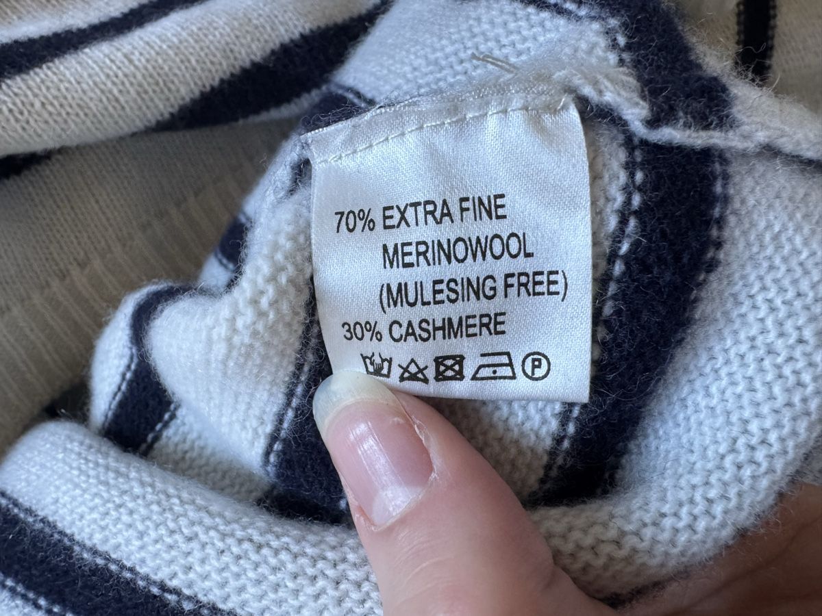 Pullover & Sweatshirts: Anna V Berg Kurzarm Pullover gestreift Grösse XS Kaschmir – Gebraucht aus Solothurn von jgu_xfz2 3