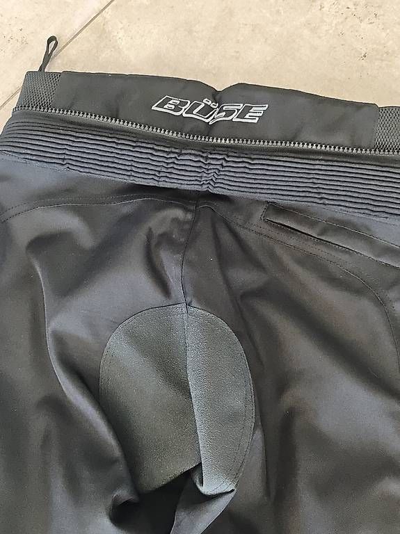 Pantaloni: Büse Töffhose – Usato da Kirchdorf AG venduto da Aloe11