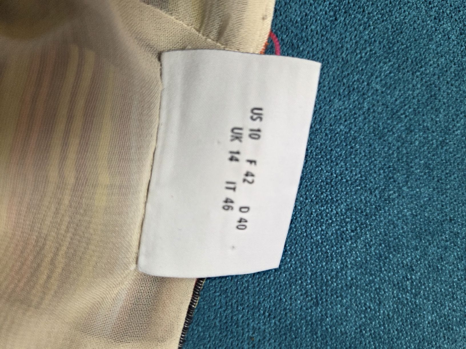 Akris Vestiti: Akris Seiden Kleid – Usato da Zürich venduto da finesse.shop 7