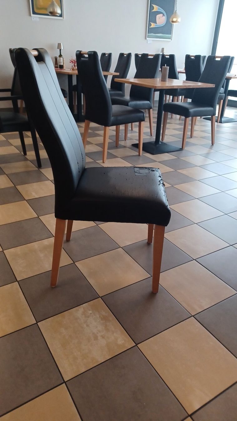 Sedie: Restaurantstuhl – Usato da Niederrohrdorf venduto da hei_2wwz
