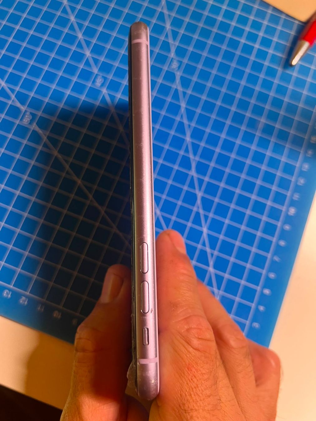 Apple Telefoni cellulari / Smartphones: iPhone 11 Purple 128 Go  Écran à remplacer – Usato da Bursinel venduto da Blinkers 5