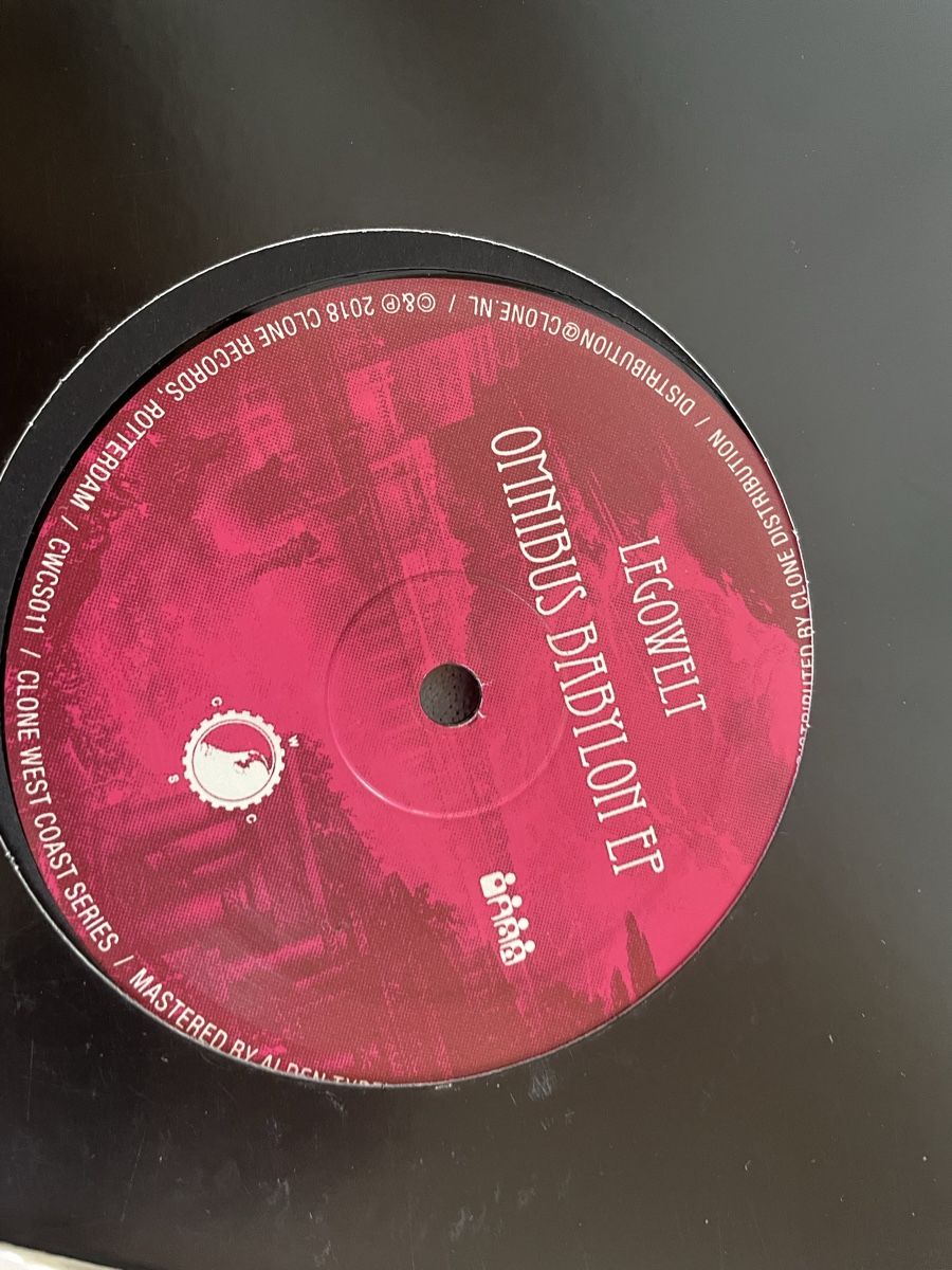 Schallplatten: 2x Legowelt Maxi Singles Elektro – Gebraucht aus Bern von var_kc7x 2