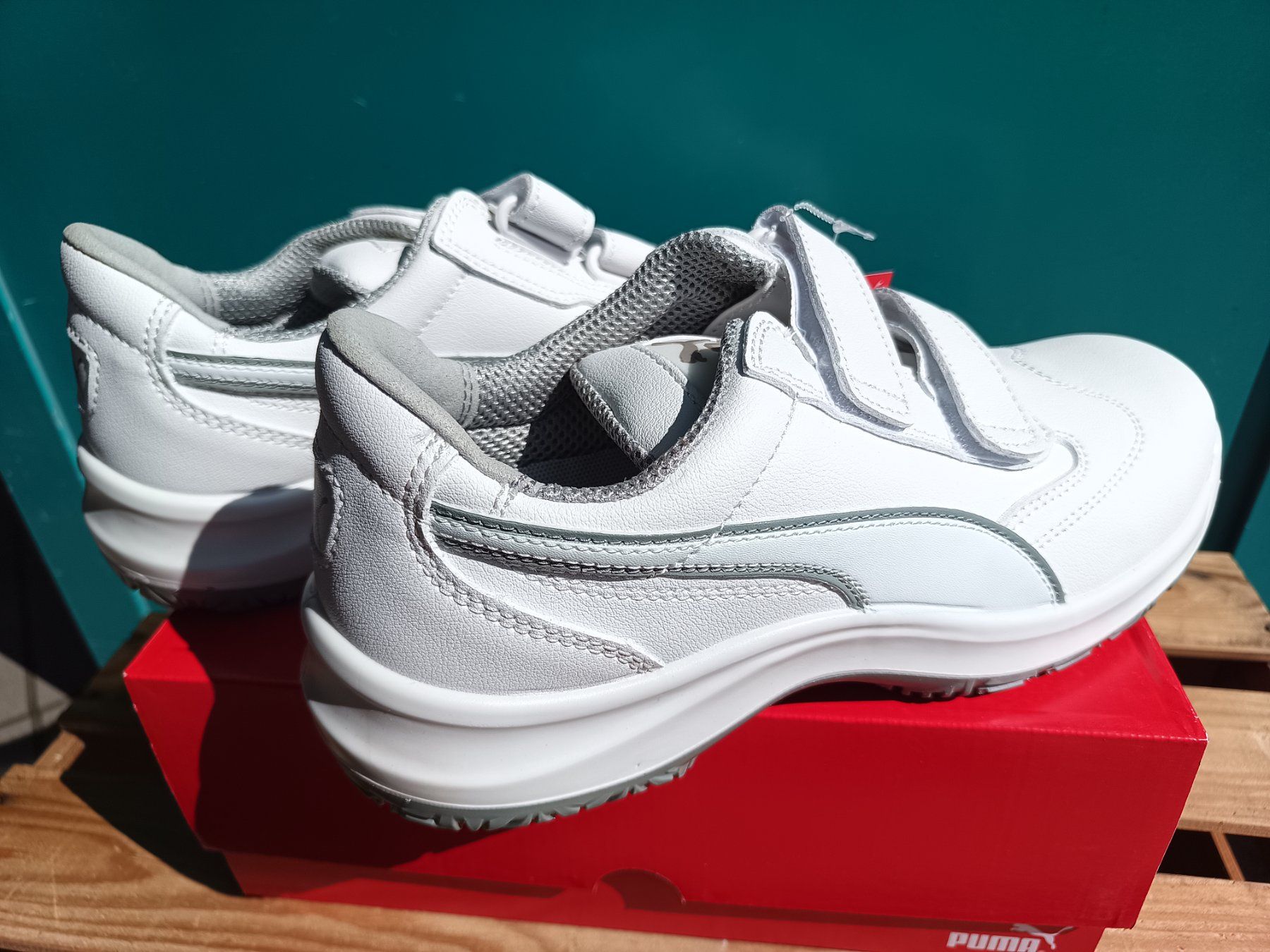 Puma Herrenschuhe: Puma Sicherheitsschuhe S2 SRC 43 – Neu und originalverpackt aus Oberegg von 19franzi94 3