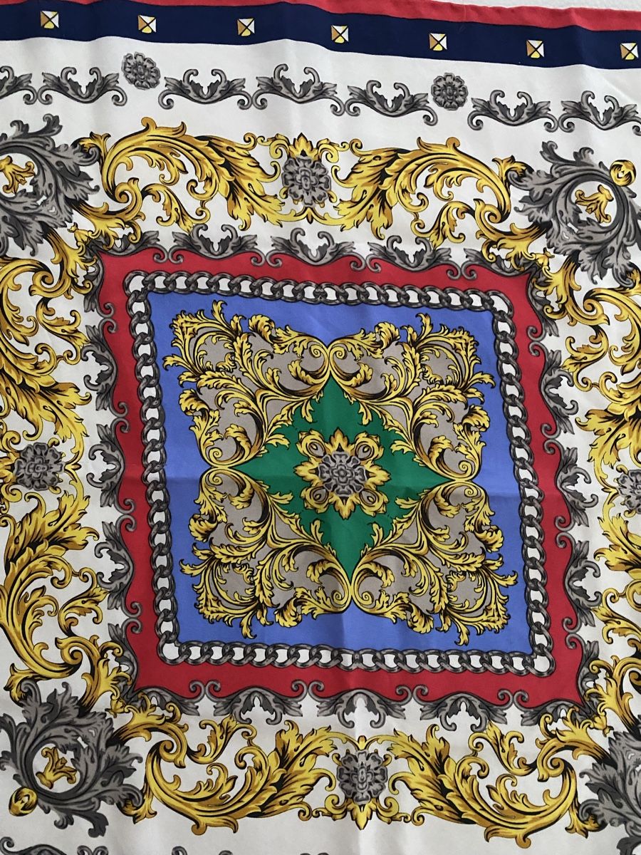 Codello Foulard & Sciarpe: codello seiden foulard 🌸 – Usato da Opfikon venduto da Luis144 2