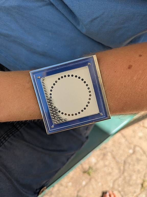 Armbänder & -reifen: Armreif – Neu und originalverpackt aus Sursee von Buholz0