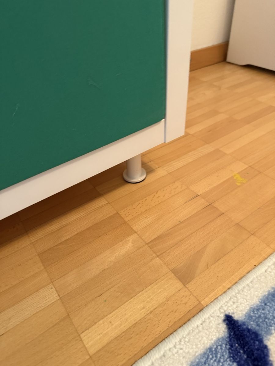 Scaffali: Ikea Kallax, gebraucht mit Gebrauchsspüren  – Usato da Zürich venduto da JBZH 4