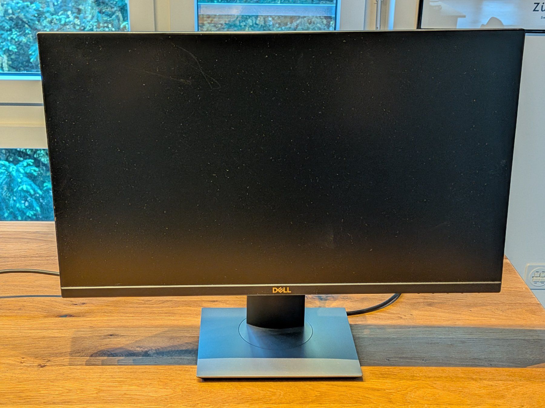 Dell Monitor: Monitor Dell P2419H 24" FullHD, IPS-Panel – Usato da Zürich venduto da schnifel 3