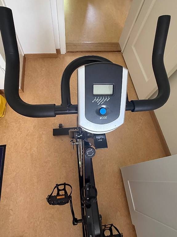 Hometrainer: Indoor Bike – Gebraucht aus Steffisburg von n.leichtnam 3