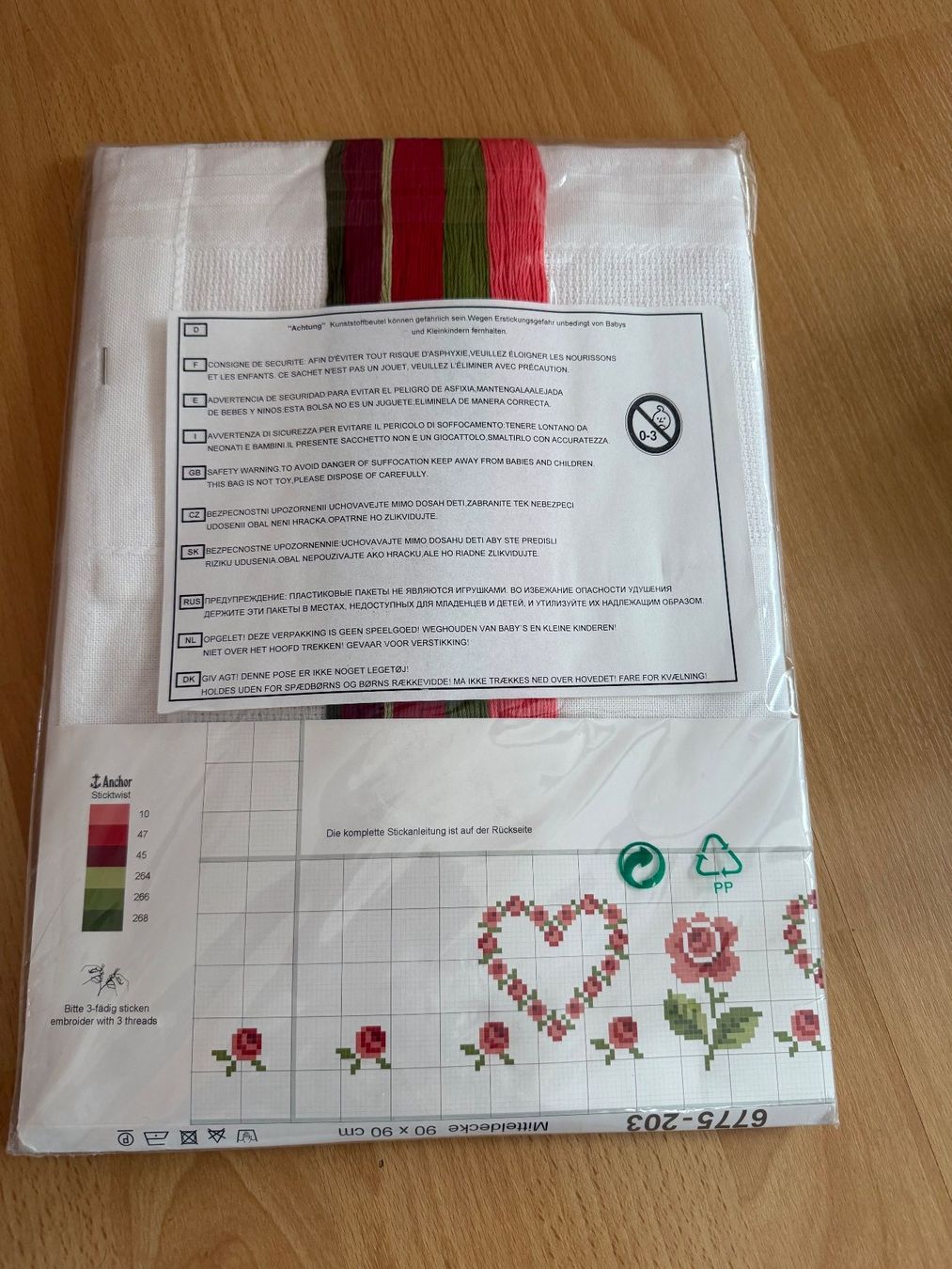 Kit bricolage: Schäfer Stickpackung Mitteldecke 90x90cm neu – Nuovo e nell'imballaggio originale da Maschwanden venduto da Brindabella 1