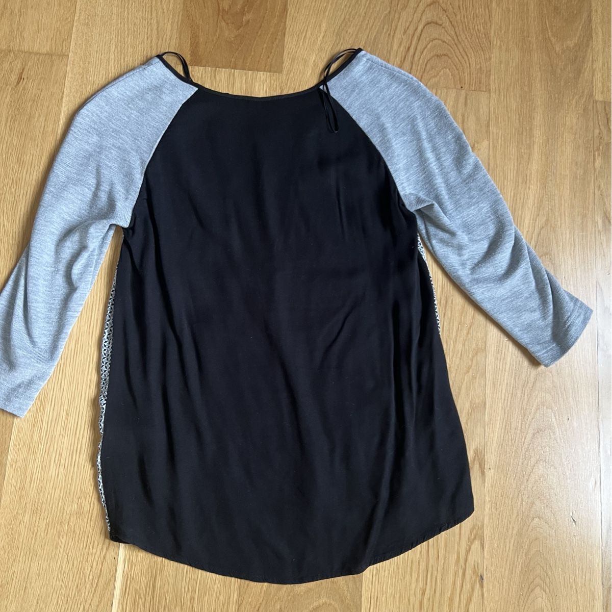 Camicette: Bluse Reserved Gr. 34 – Usato da Zollikerberg venduto da Huglina 1