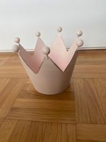 Aufbewahrung rosa Krone