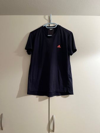 Sport T-Shrt Grösse M - Marke ADIDAS