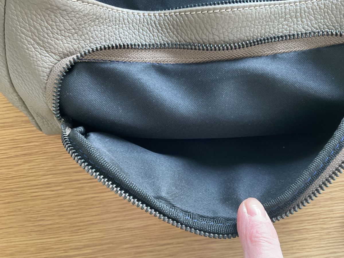 Borse da donna: Damen Leder Tasche – Usato da Stein am Rhein venduto da man_zr9n 6