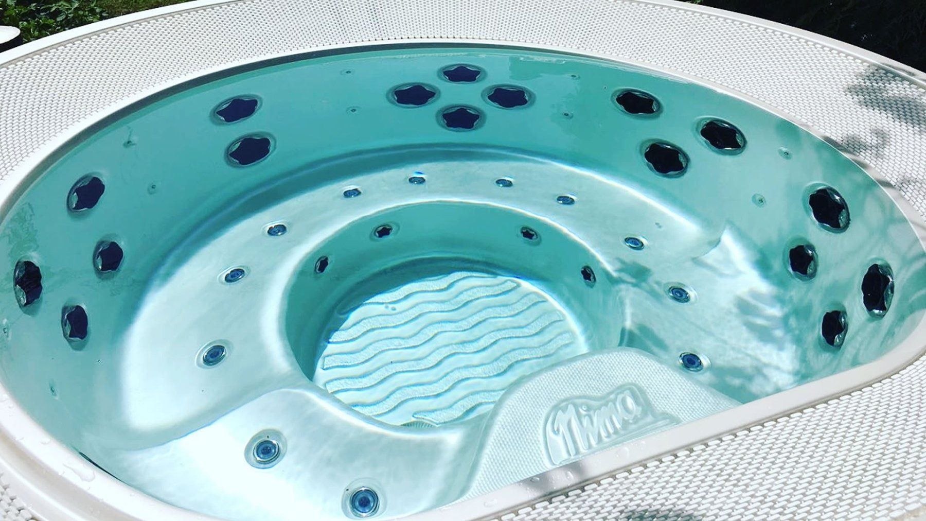 Whirlpool: Whirlpool Infinity Blue Hole – Nuovo e nell'imballaggio originale da Grenchen venduto da Wellnesspools 3