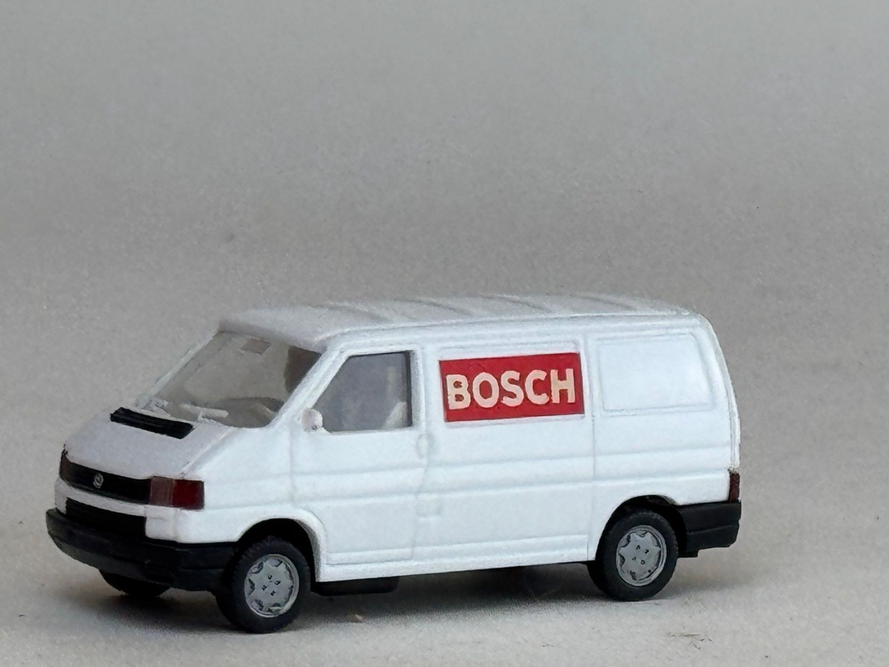 Modellini d'auto: VE1-  Wiking VW T 4 Bosch weiss – Usato da Elm venduto da Wikmtz