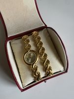 Vintage watch with matching bracelet 