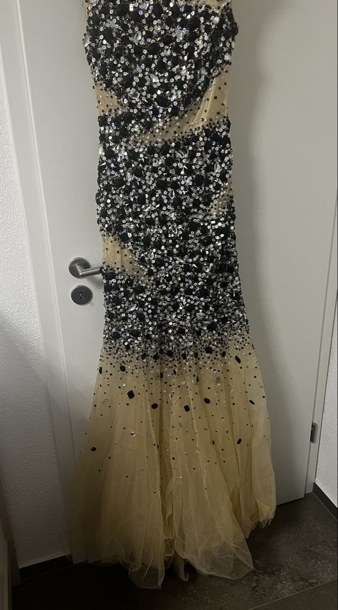 Vestiti: Maxi Kleid mit Pailletten – Nuovo (secondo la descrizione) da Amriswil venduto da AfraEsati1503 2